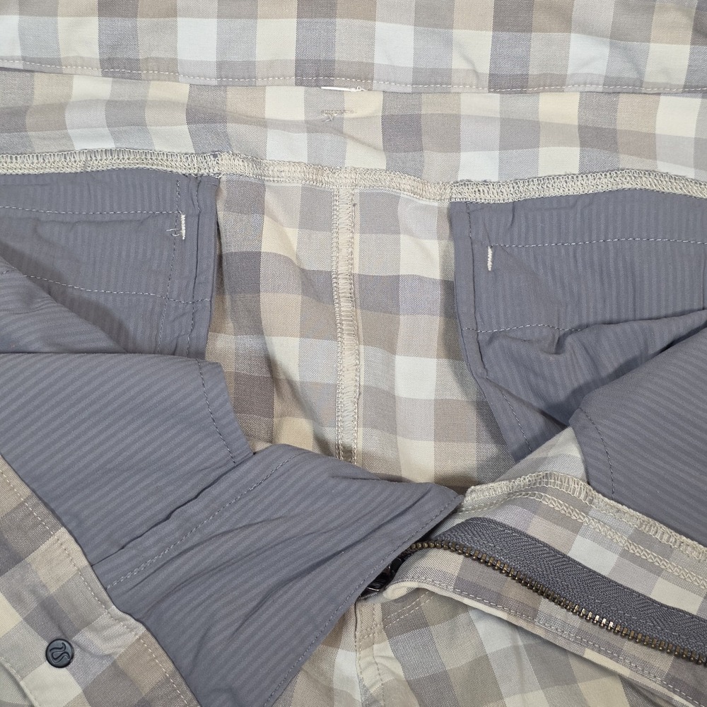 Lululemon Commission Men Sz 36 GRAY BEIGE plaid shorts 10.5" - Picture 5 of 8